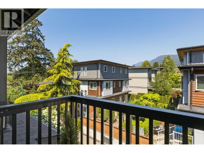 116 23RD Street | North Vancouver British Columbia | Slide Image Twenty-three