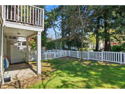 12711 64 Avenue | Surrey British Columbia | Slide Image Thirty-three