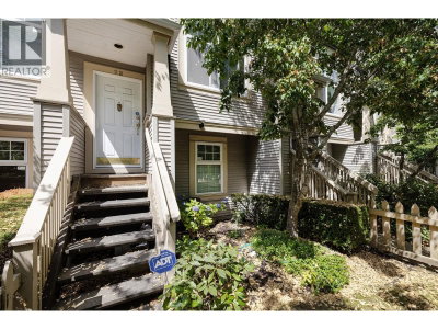 3711 ROBSON Court | Richmond British Columbia | Slide Image Thirteen