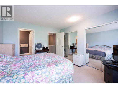 3711 ROBSON Court | Richmond British Columbia | Slide Image Four
