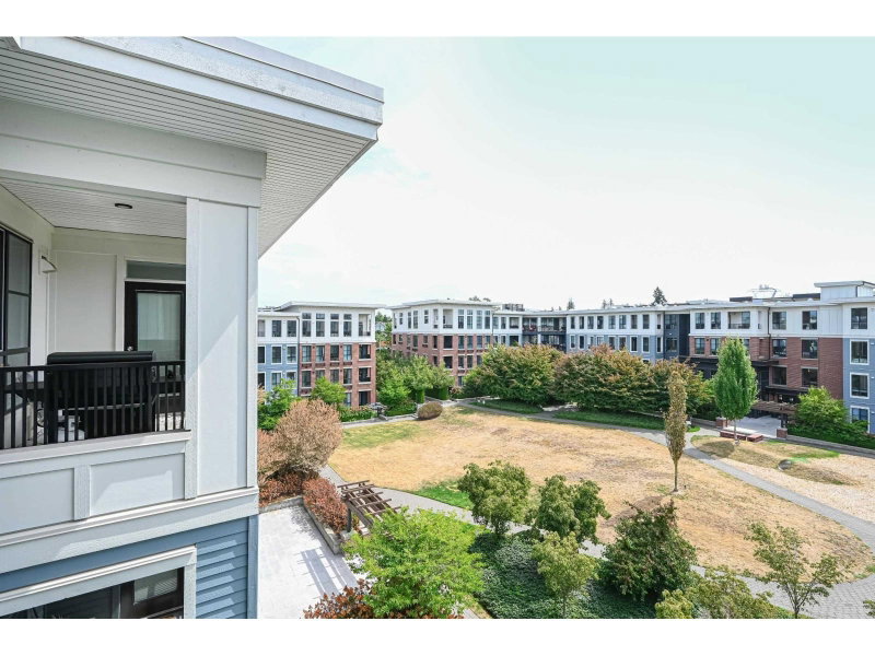 15138 34 Avenue Surrey British Columbia, V3Z 0N7 - 2 Bedrooms Condo For Sale