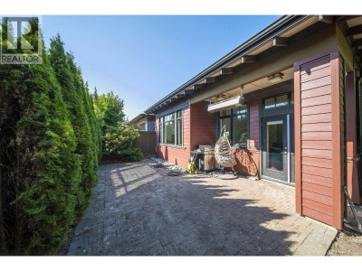 5066 SPRINGS Boulevard | Delta British Columbia | Slide Image Nine