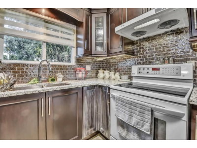 12215 85A Avenue | Surrey British Columbia | Slide Image Eleven