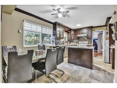 12215 85A Avenue | Surrey British Columbia | Slide Image Thirteen