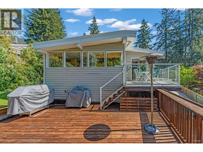 4323 VALENCIA Avenue | North Vancouver British Columbia | Slide Image Twenty-five