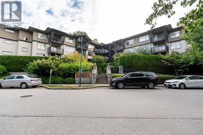 400 KLAHANIE Drive | Port Moody British Columbia | Slide Image One