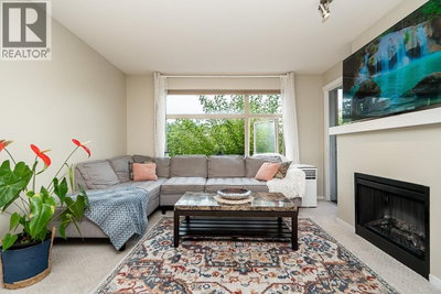 400 KLAHANIE Drive | Port Moody British Columbia | Slide Image Fourteen