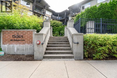 400 KLAHANIE Drive | Port Moody British Columbia | Slide Image Two