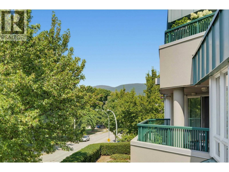 2099 LOUGHEED Highway Port Coquitlam British Columbia, V3B 1A8 - 2 Bedrooms Condo For Sale