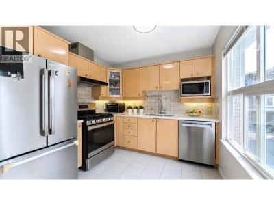 7111 LYNNWOOD Drive | Richmond British Columbia | Slide Image Ten