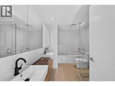 565 SMITHE Street | Vancouver British Columbia | Slide Image Seventeen