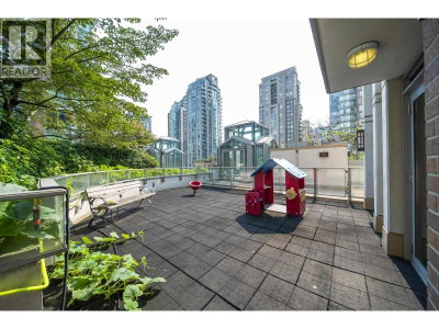 565 SMITHE Street | Vancouver British Columbia | Slide Image Twenty-three