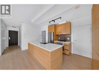 565 SMITHE Street | Vancouver British Columbia | Slide Image Six