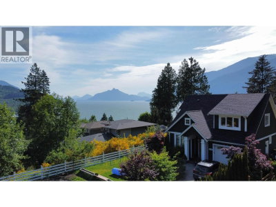 685 COPPER Drive | Squamish British Columbia | Slide Image Seventeen
