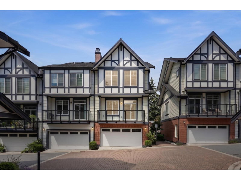 11188 72 Avenue Delta British Columbia, V4E 0A5 - 4 Bedrooms Condo For Sale