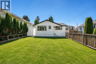 931 SPERLING Avenue | Burnaby British Columbia | Slide Image Three