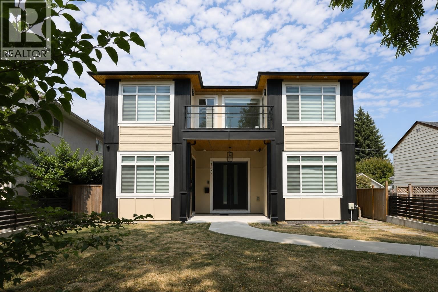 8563 11TH Avenue, Burnaby, British Columbia V3N 2P6