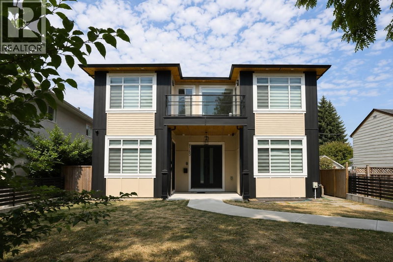 8563 11TH Avenue Burnaby British Columbia, V3N 2P6 - 8 Bedrooms Home For Sale