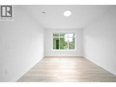 8563 11TH Avenue | Burnaby British Columbia | Slide Image Twenty-eight
