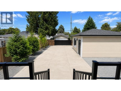 8563 11TH Avenue | Burnaby British Columbia | Slide Image Thirty-seven