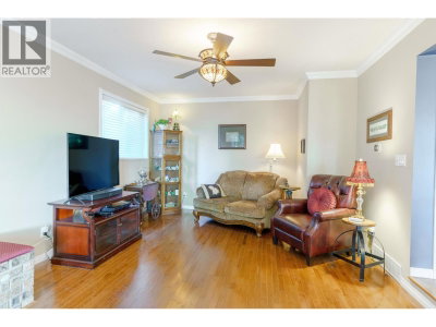 12612 215 Street | Maple Ridge British Columbia | Slide Image Thirteen