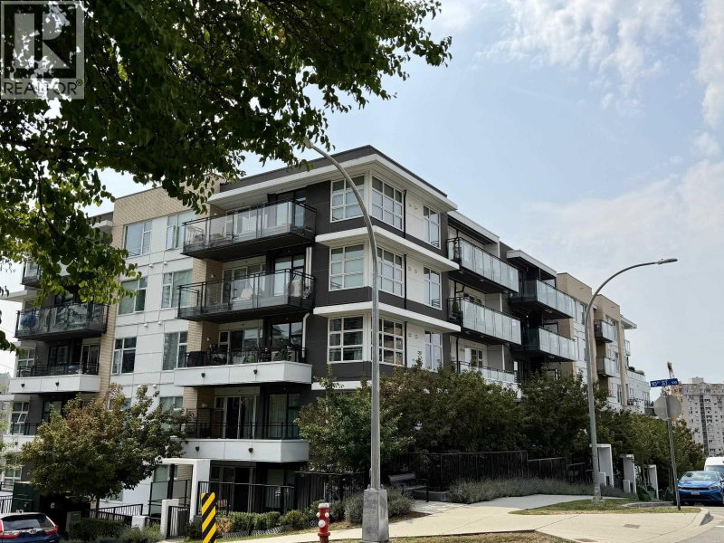 1012 AUCKLAND Street New Westminster British Columbia, V3M 0M3 - 2 Bedrooms Condo For Sale