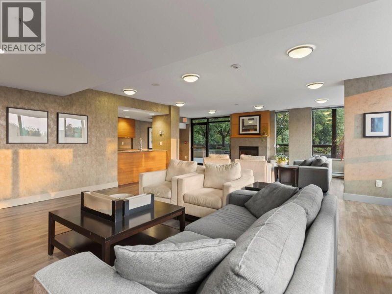 4182 DAWSON Street Burnaby British Columbia, V5C 0A2 - 3 Bedrooms Condo For Sale