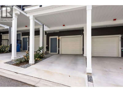 24951 112 Avenue | Maple Ridge British Columbia | Slide Image Thirty-two