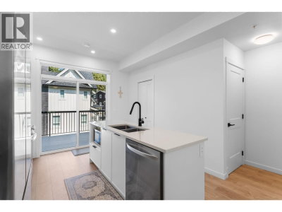 24951 112 Avenue | Maple Ridge British Columbia | Slide Image Eight