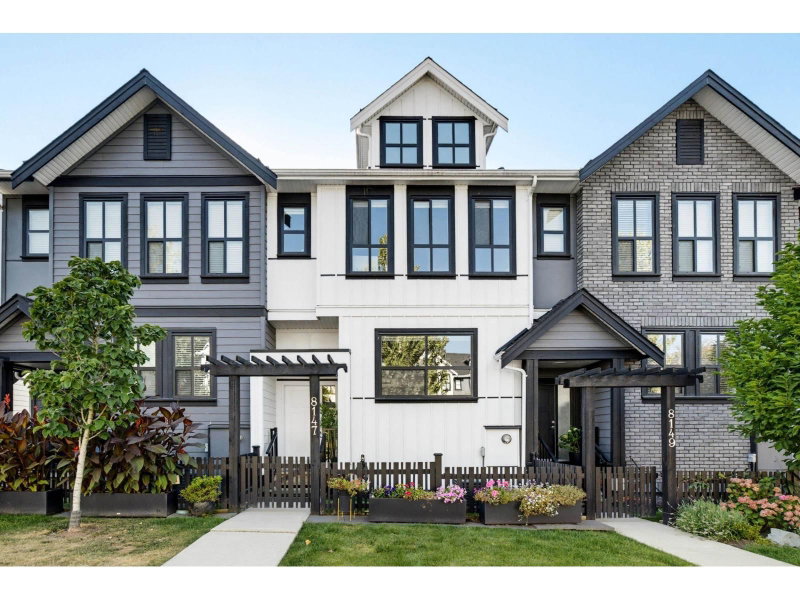 8147 202 Street Langley British Columbia, V2Y 3K2 - 4 Bedrooms Home For Sale