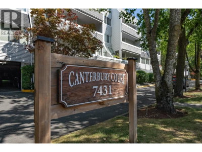 7431 BLUNDELL Road | Richmond British Columbia | Slide Image Thirty-four