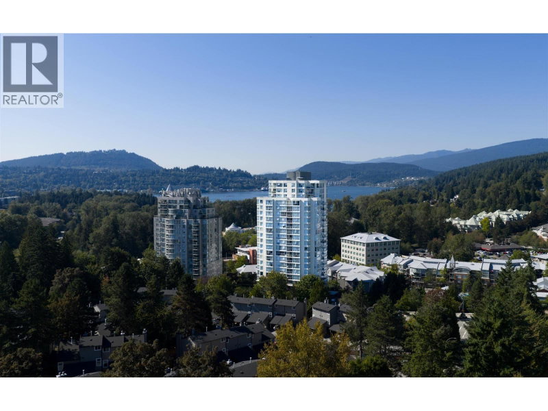 235 GUILDFORD Way Port Moody British Columbia, V3H 5L8 - 2 Bedrooms Condo For Sale