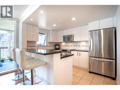 235 GUILDFORD Way | Port Moody British Columbia | Slide Image Nine