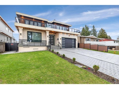 12621 89A Avenue | Surrey British Columbia | Slide Image Two