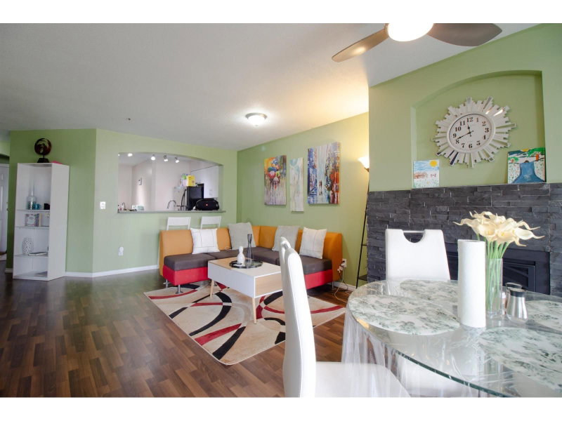 20120 56 Avenue Langley British Columbia, V3A 3Y4 - 1 Bedroom Condo For Sale