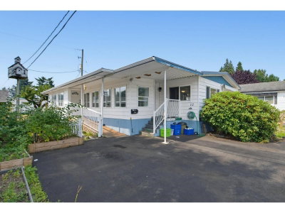 4426 232 Street | Langley British Columbia | Slide Image Forty