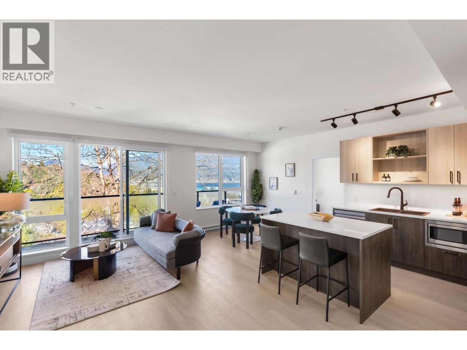 2002 ST. GEORGE Street, Port Moody, British Columbia V3H 0N4