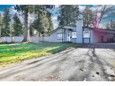 20572 43 Avenue | Langley British Columbia | Slide Image Twenty-four