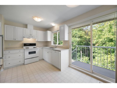 4995 202A Street | Langley British Columbia | Slide Image Nine