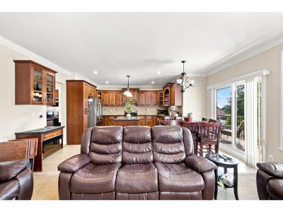16506 104 Avenue | Surrey British Columbia | Slide Image Twelve