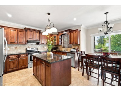 16506 104 Avenue | Surrey British Columbia | Slide Image Thirteen