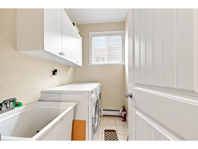 16506 104 Avenue | Surrey British Columbia | Slide Image Twenty
