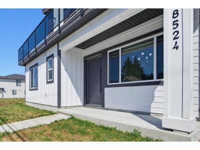 8524 CEDAR Street | Mission British Columbia | Slide Image Four