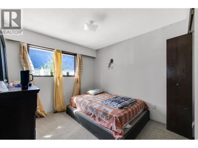 38319 WESTWAY Avenue | Squamish British Columbia | Slide Image Eleven
