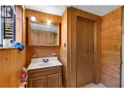 38319 WESTWAY Avenue | Squamish British Columbia | Slide Image Twenty