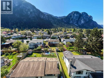 38319 WESTWAY Avenue | Squamish British Columbia | Slide Image Thirty