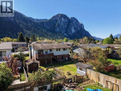 38319 WESTWAY Avenue | Squamish British Columbia | Slide Image Thirty-one