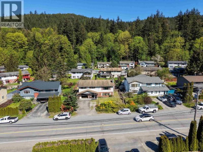 38319 WESTWAY Avenue | Squamish British Columbia | Slide Image Thirty-two
