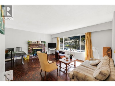 38319 WESTWAY Avenue | Squamish British Columbia | Slide Image Five