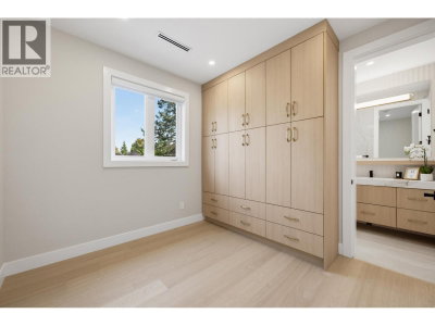 6393 GRANT Street | Burnaby British Columbia | Slide Image Twenty